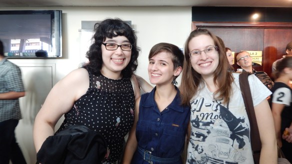 A professora do curso, Cláudia Oliveira, é mestre em Estudos da Ficção Científica pela Universidade de Liverpool. Ela também faz resenhas legais no canal Tô Lendo.